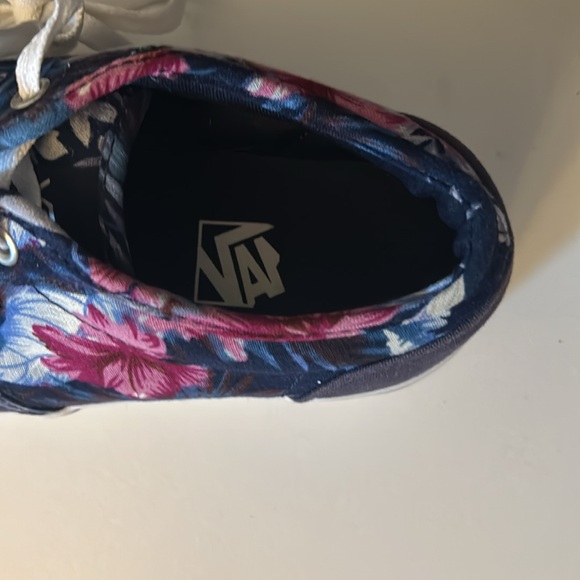 Vans padded tongue sneakers - Picture 8 of 9